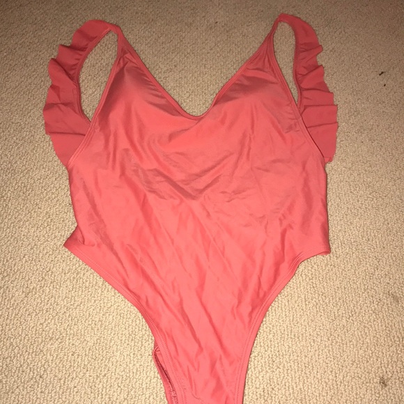 Ruffle cheeky one piece aerie - Picture 1 of 2